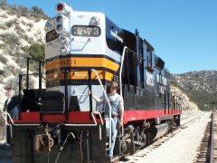 Brakeman Dave Houk brings her down the siding at Miller Creek